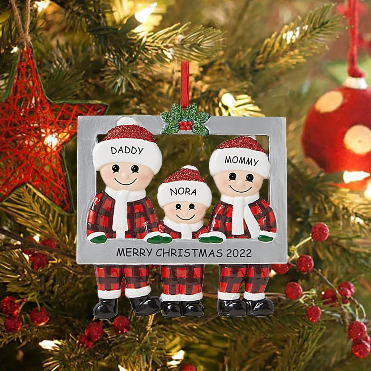DIY Personalized Christmas Family Ornament - Wooden Tree Hanging Pendant